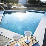 Arades Sifnos With Private Pool
