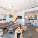 Arades Sifnos With Private Pool 빌라 *