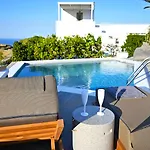 Arades Sifnos With Private Pool 빌라 *
